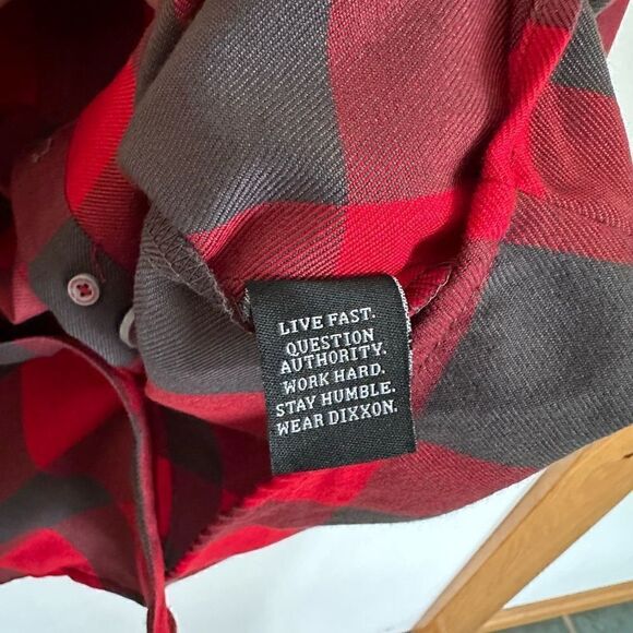 DIXXON Women’s Fifty Fifty Red and Grey Checkered Flannel NWOT - Picture 10 of 11